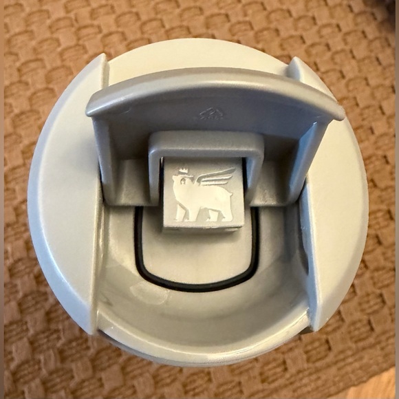 Stanley Sky Thermos - Picture 2 of 5